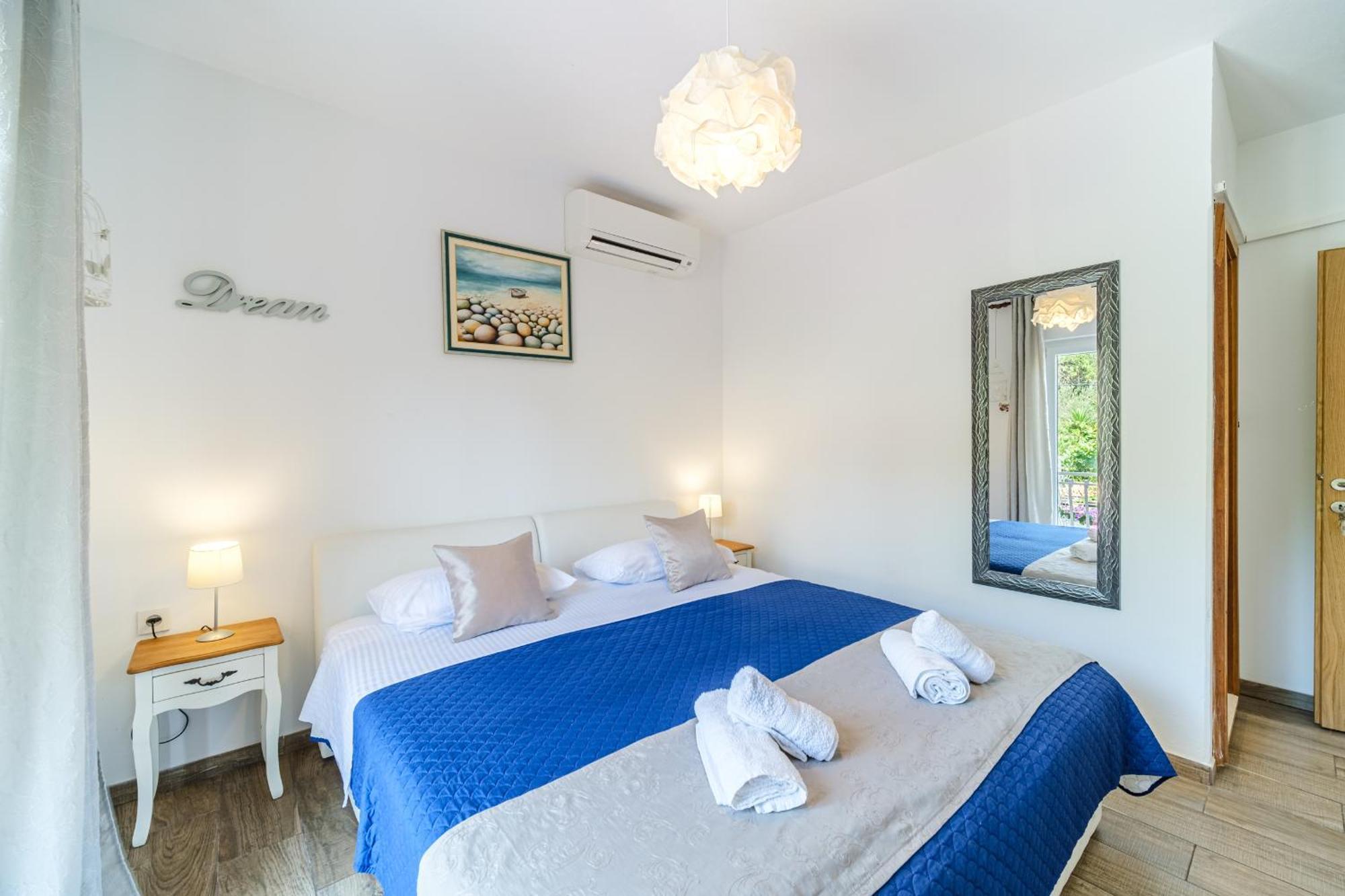 Rooms Anna 米欧纳 外观 照片