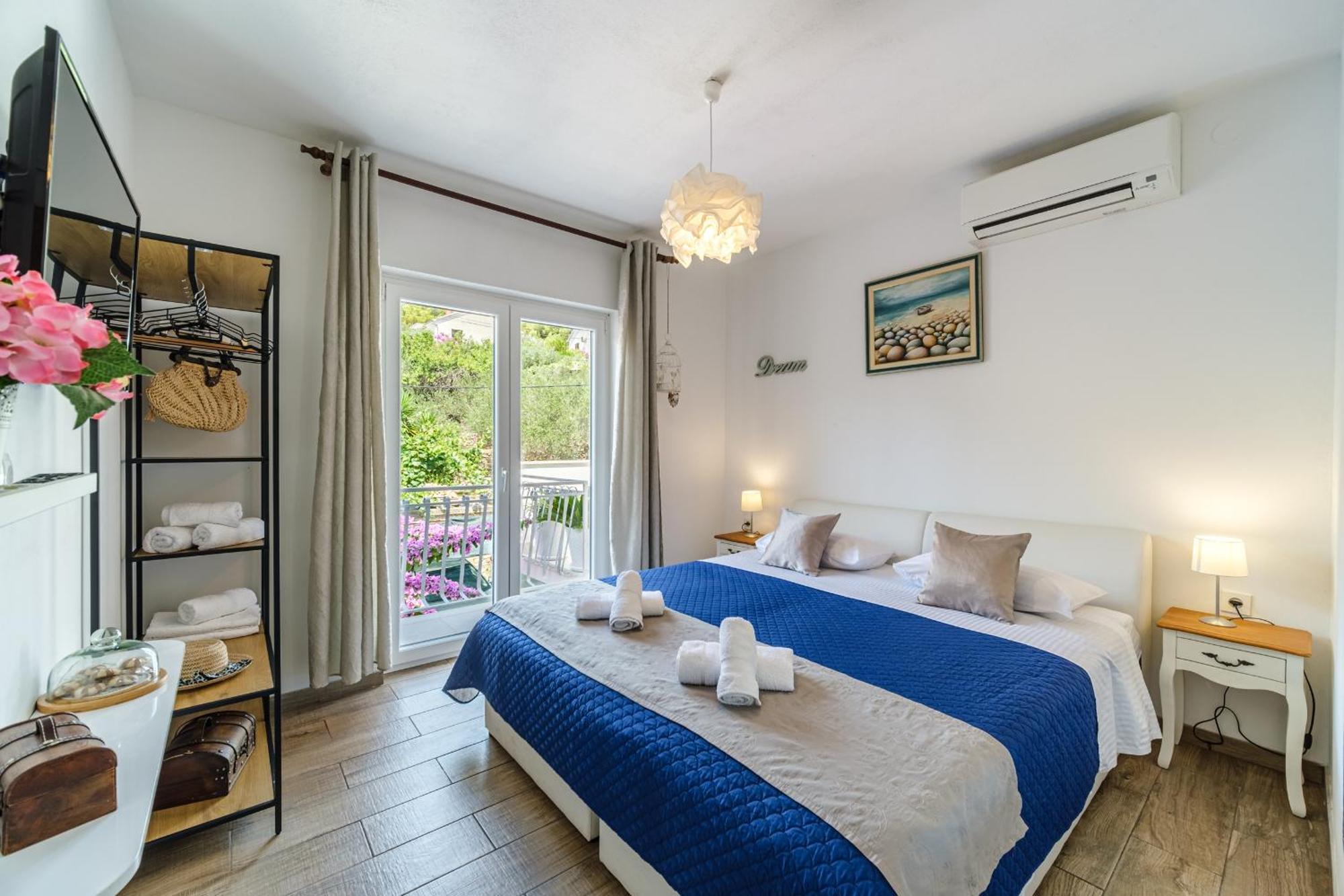 Rooms Anna 米欧纳 外观 照片